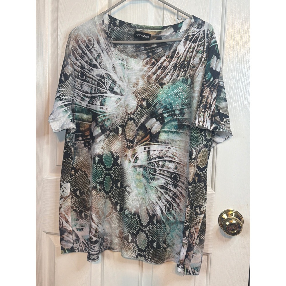 Fashion Bug Womens Animal Print Rhinestone Top Green Brown Sz Xl